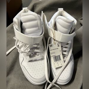 New adidas postmove mid women white size 6